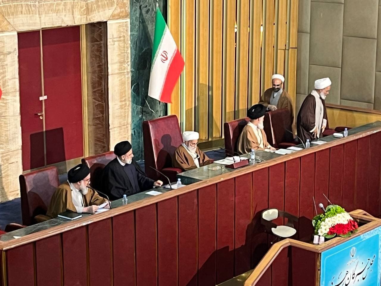 اخرین حضور احمد جنتی و حسن روحانی در مجلس خبرگان+ عکس