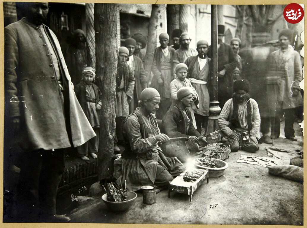 تصویر زیرخاکی از کباب‌پزهای بازار تهران در زمان قاجار/ عکس
