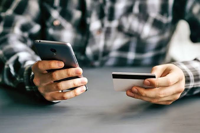 نرخ کارمزدهای خدمات بانکی اعلام شد+ جدول