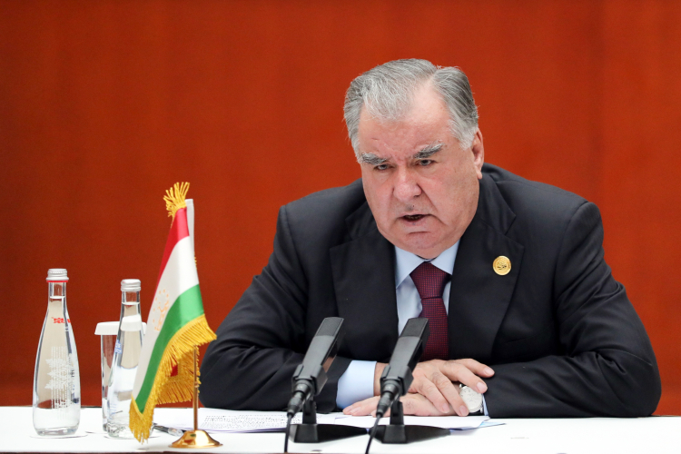 دیدار پزشکیان با همتای تاجیکستانیاش / تاکید ایران بر ضرورت جلوگیری از تداوم جنایات رژیم صهیونیستی 4