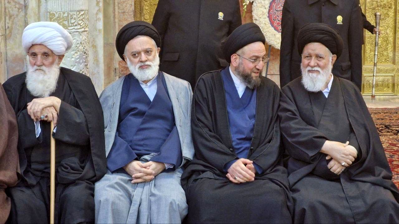 مصطفی خامنه‌ای در مراسم تدفین شهید ابراهیم رئیسی + عکس 2