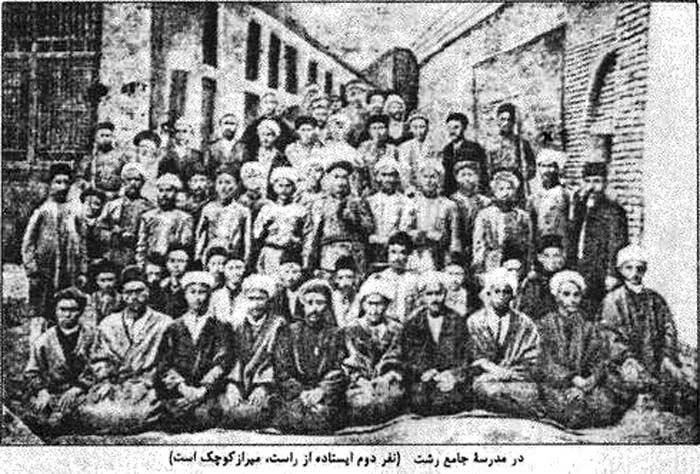 عکسی نایاب از میرزا کوچک خان وقتی مدرسه می رفت 2