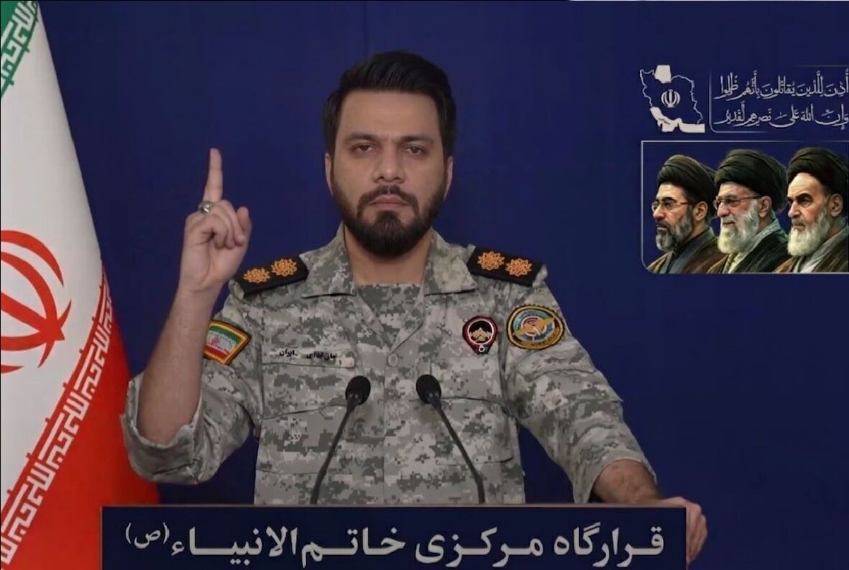 هشدار ایران به آمریکا درباره تنگه هرمز و محاصره دریایی