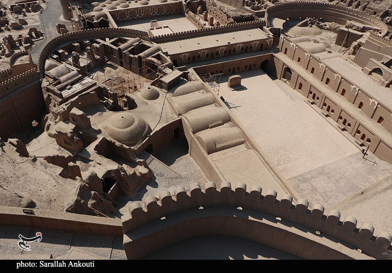 1404100416254397335147424