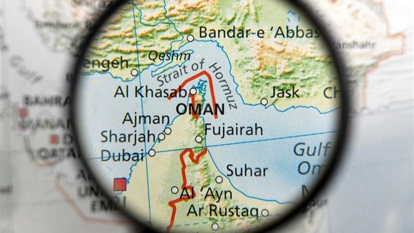 تنگه هرمز تا اطلاع ثانوی بسته شد؟