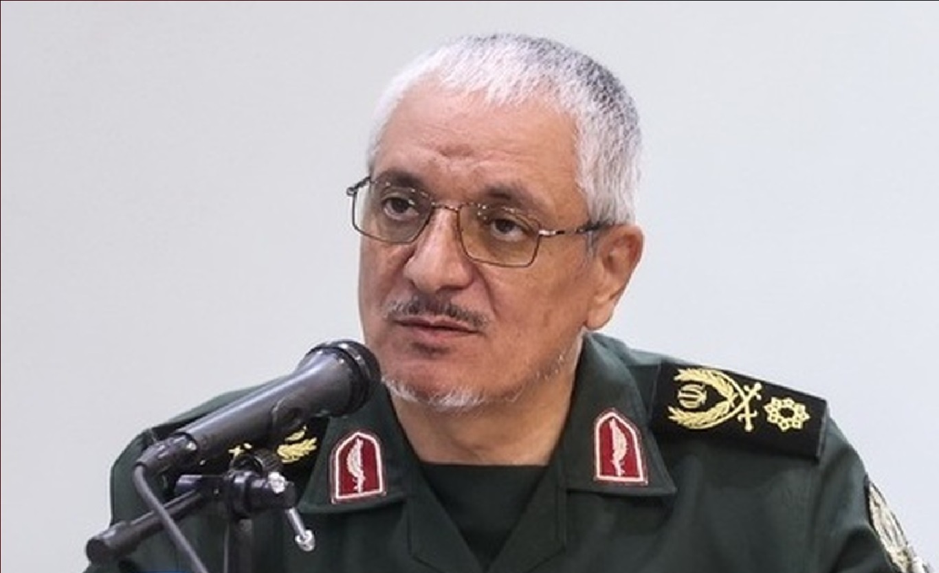 سخنگوی وزارت دفاع: دشمن مکار است و نباید به او اعتماد کرد/ دشمن به دنبال ناامیدی و تفرقه در کشور است