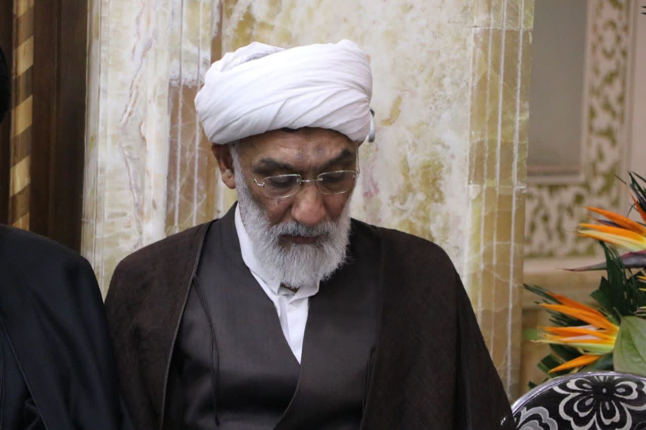 حضور چهره‌های مختلف سیاسی در مراسم ختم فرزند صدیقی + عکس 5