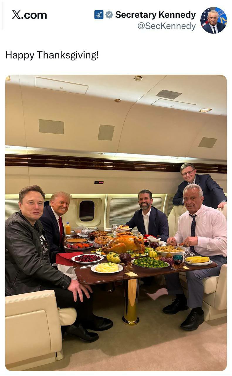 آشتی 2 چهره جنجالی آمریکا / ترامپ و ایلان ماسک در هواپیما بوقلمون خوردند!+ عکس 2