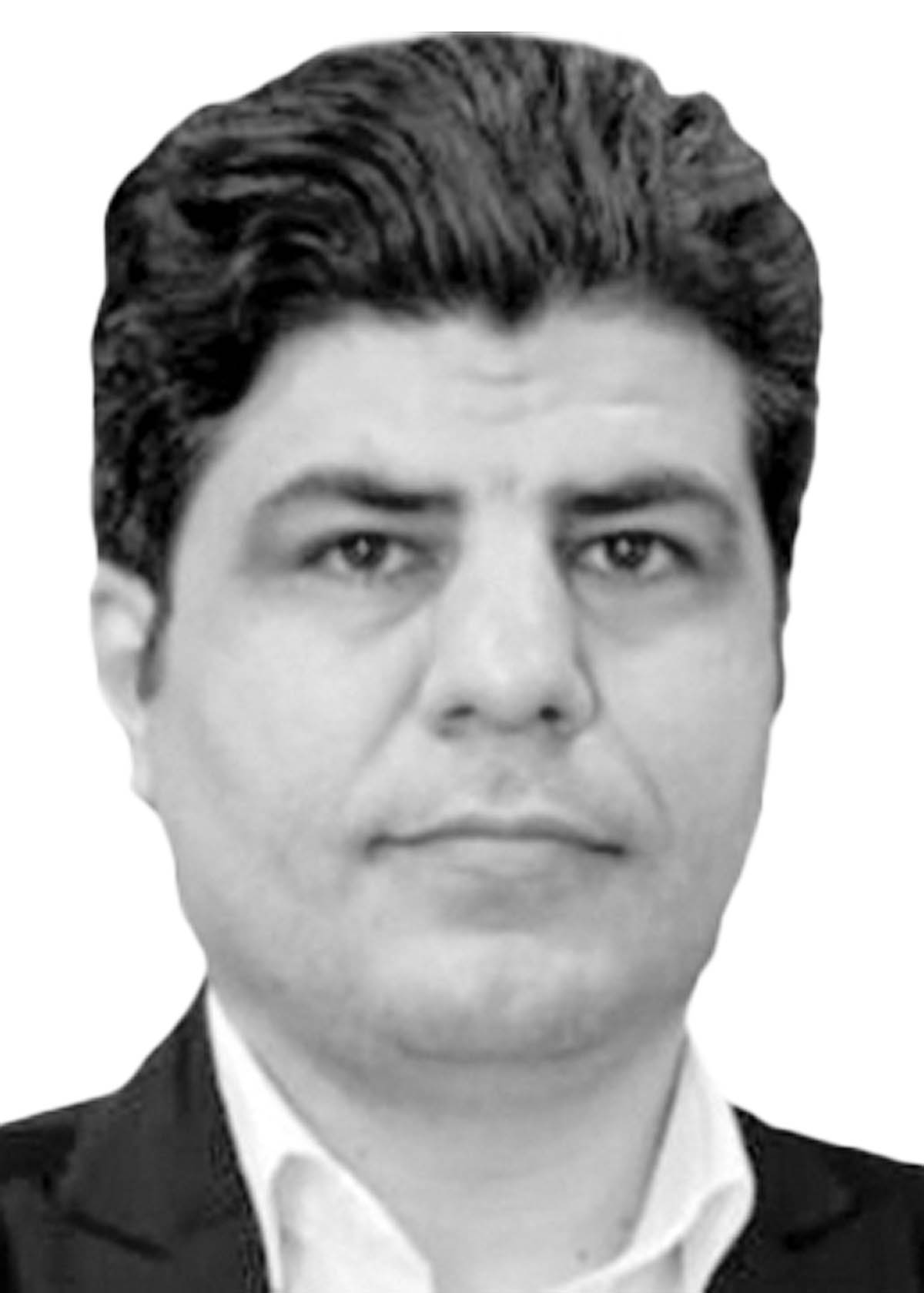 حسن حسین‌نیا