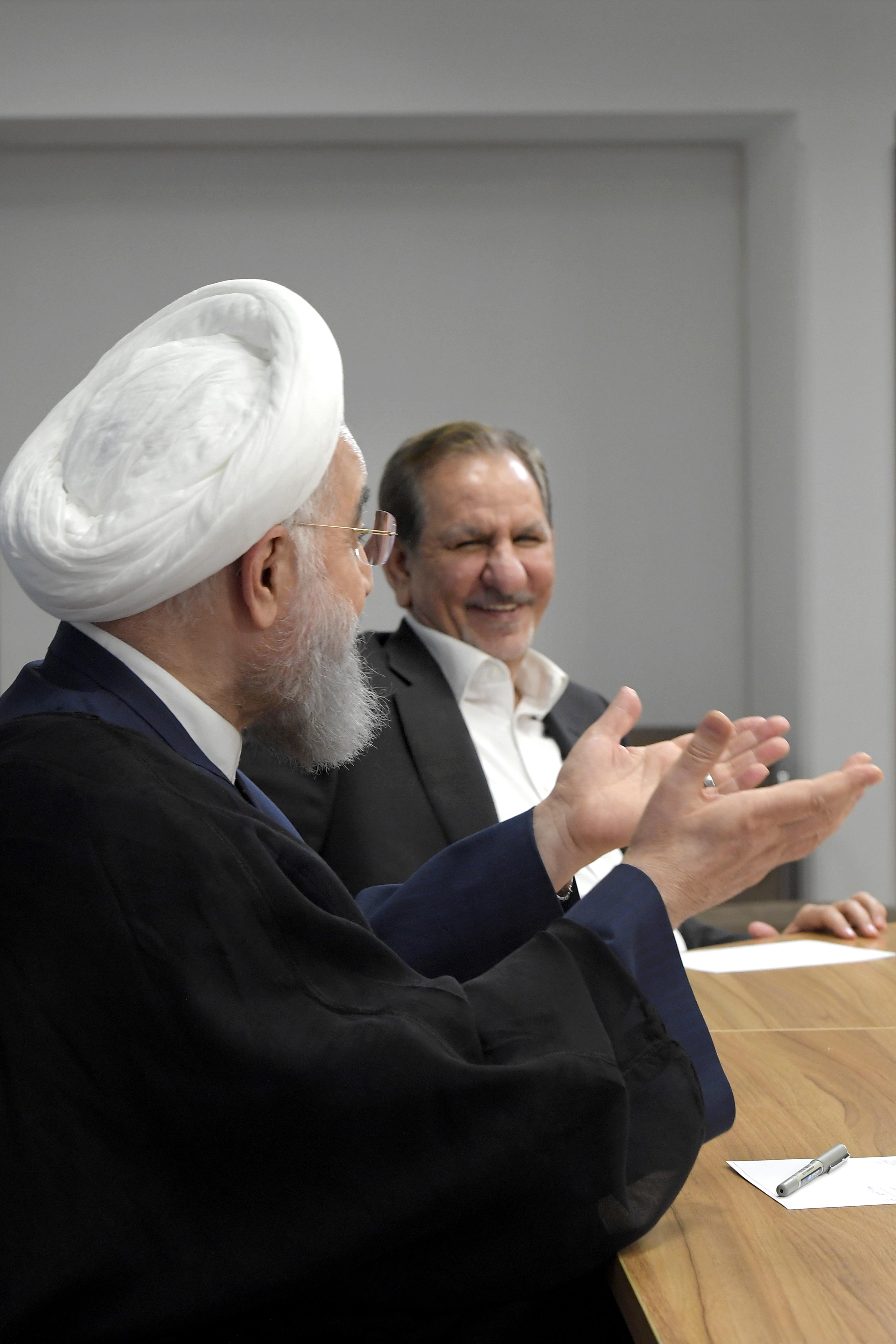 دیدار وزیران و معاونان دولت های یازدهم و دوازدهم با حسن روحانی + تصاویر 4