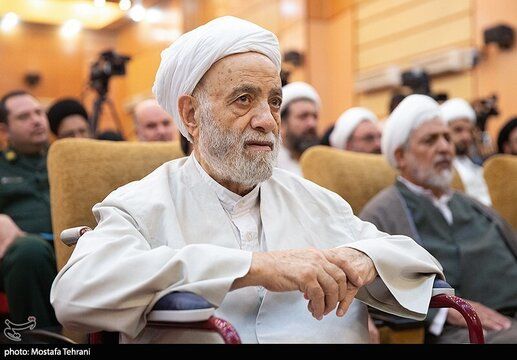 تصاویر حضور قرائتی با ویلچر در یک مراسم + عکس ها 5