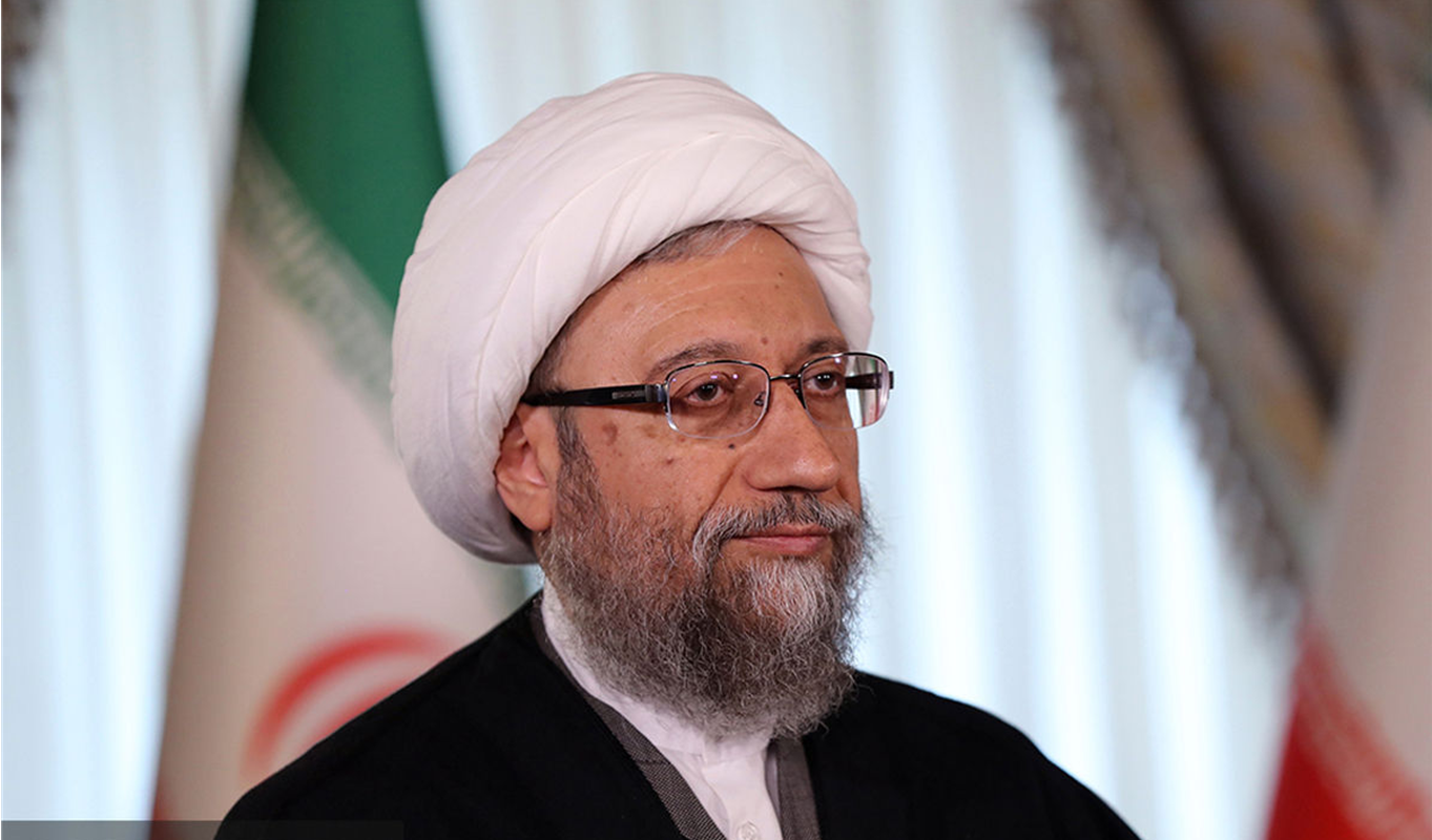 آملی لاریجانی: ملت ایران در کنار مردم لبنان ایستاده‌اند