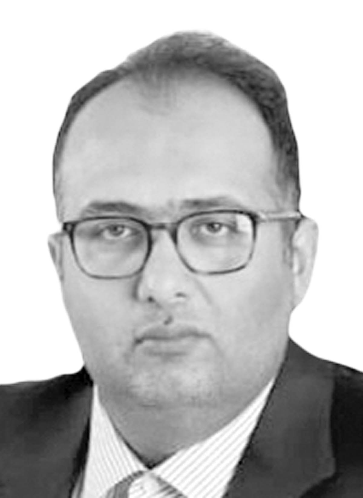 بازگشایی بورس از نمای 8 لنز 3