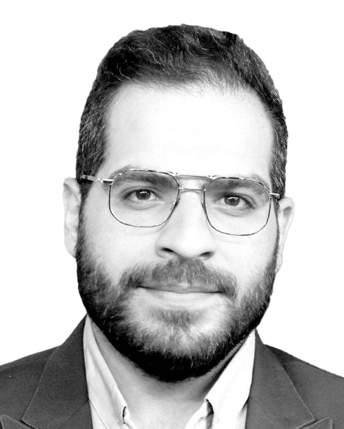  عرفان کاظم‌زاده