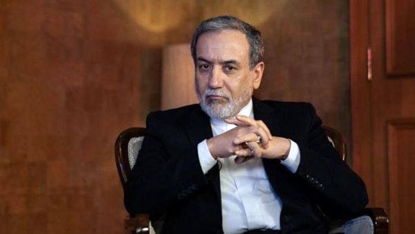 از درخواست «اعدام» عراقچی تا «سازشگر» خواندن مذاکره کنندگان / چه کسانی مقابل وزیر خارجه صف کشیده‌اند؟