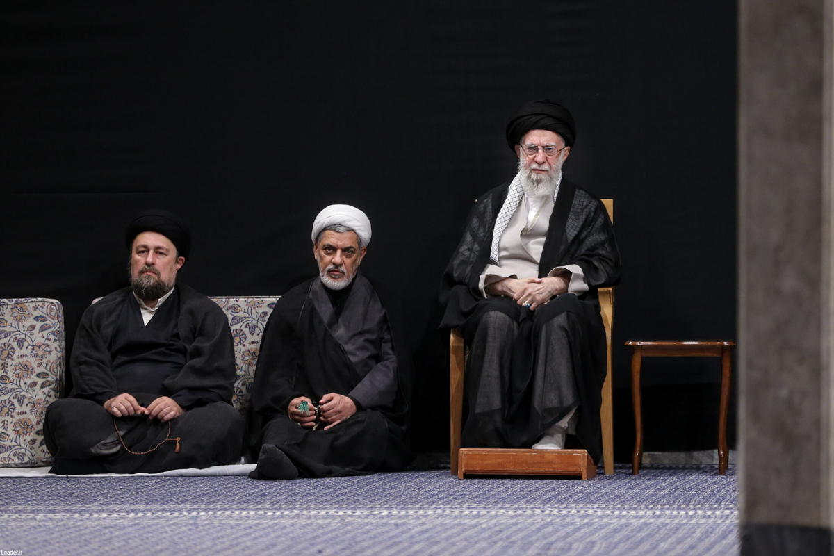 مراسم بزرگداشت شهدای جنگ تحمیلی اخیردریافت آلبوم- سید علی خامنه ای