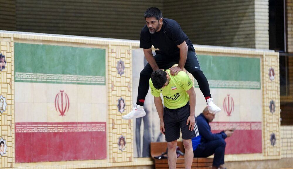 عکس | حرکت کودکانه علیرضا دبیر در تمرین تیم ملی کشتی