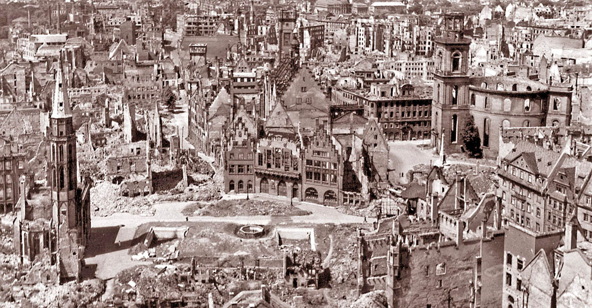 Air-raids-frankfurt-destruction-of-the-city-downtown-old-town-1-1 copy