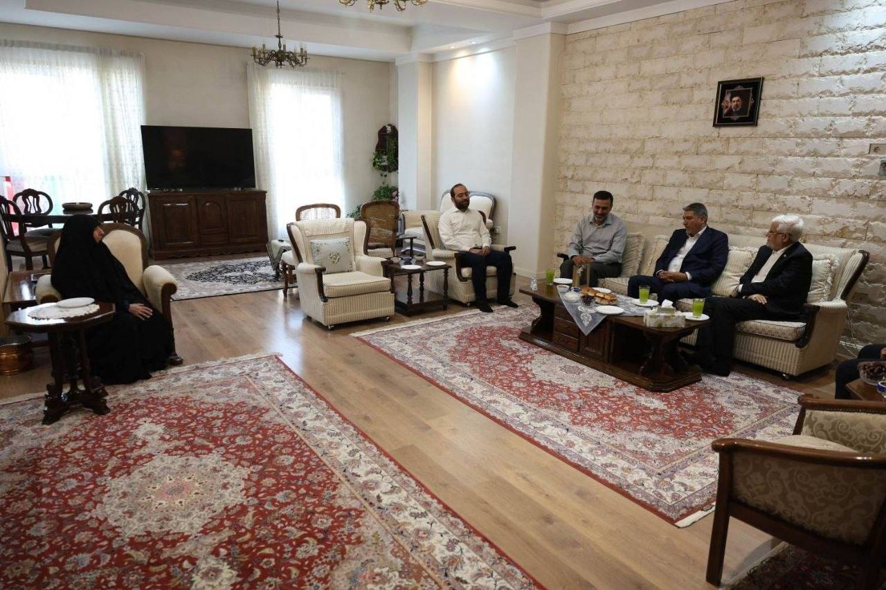 عارف