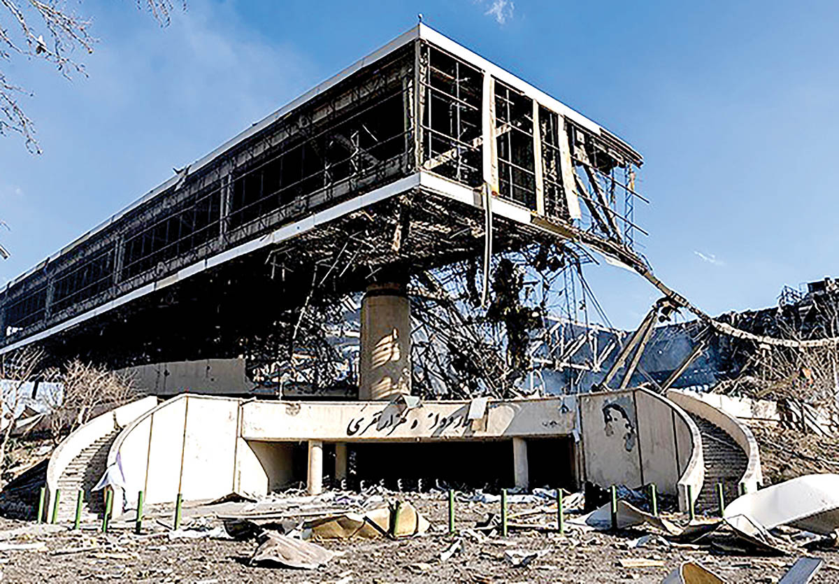 سالن 12 هزار نفری copy