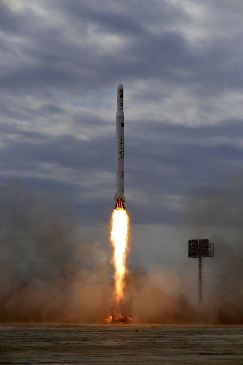 تصاویر پرتاب ماهواره جدید سپاه پاسداران به فضا