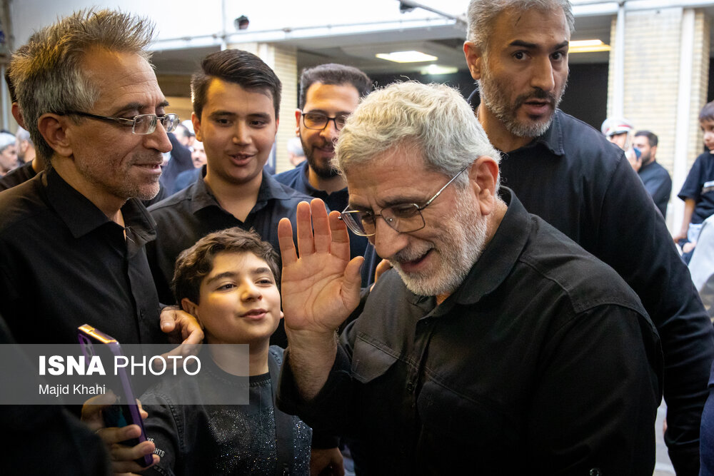 حضور فرماندهان ارشد نظامی در مراسم چهلم شهید سرلشکر باقری / سردار قاآنی همنشین فرمانده کل سپاه شد + تصاویر 2
