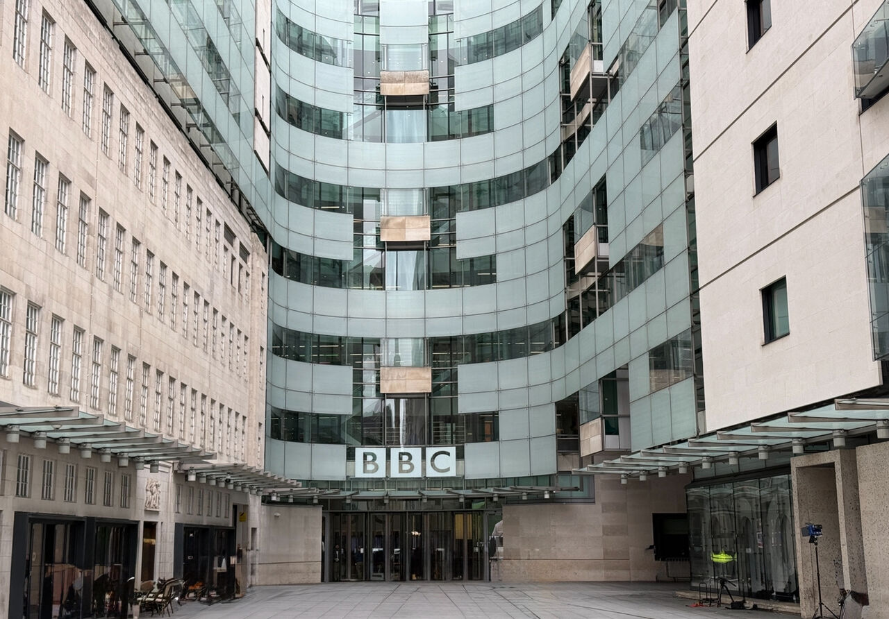 عذرخواهی بی بی سی از ترامپ/ غرامت نمی پردازیم!