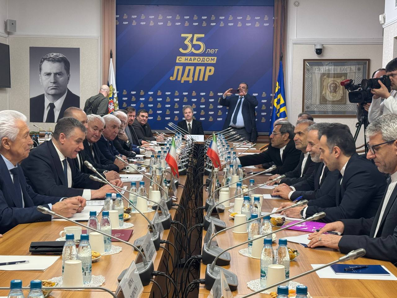 176589049955265600عراقچی 55