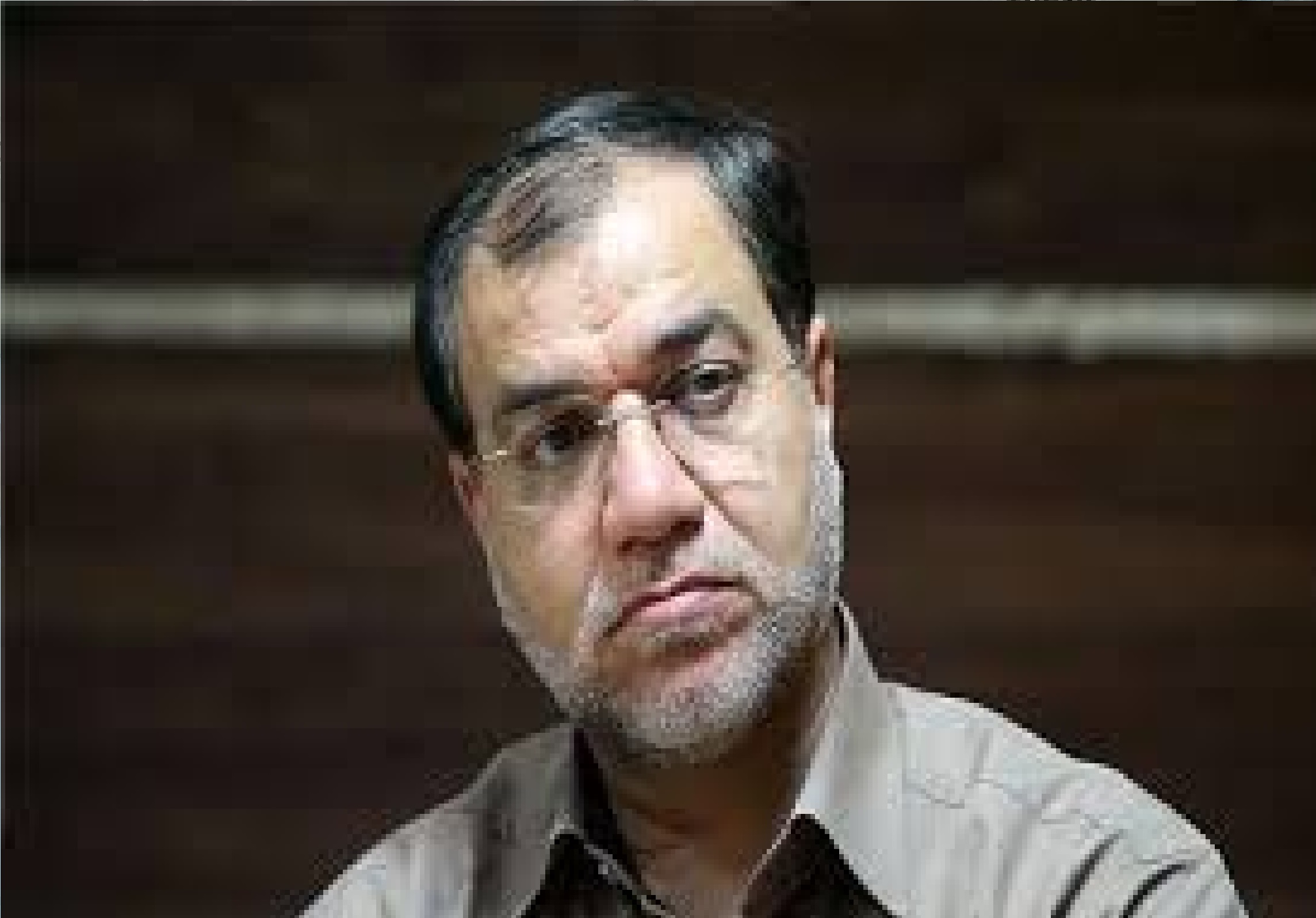 فضائلی: نه رهبر شهید نه آیت الله سیدمجتبی خامنه‌ای مذاکره را حرام نمی‌دانند/ آنچه برای ایران مقدس هست منافع ملی و امنیت ملی است+ فیلم