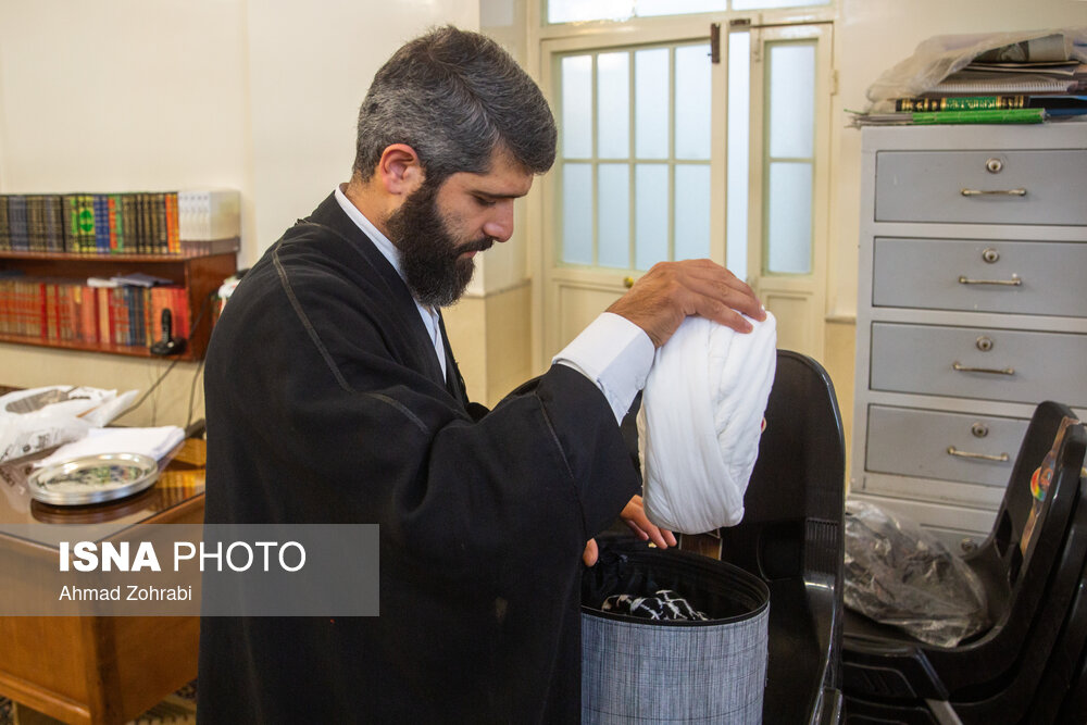 تصاویر جشن و عمامهگذاری طلاب در روز میلاد پیامبر اکرم (ص) و امام جعفر صادق (ع) 5