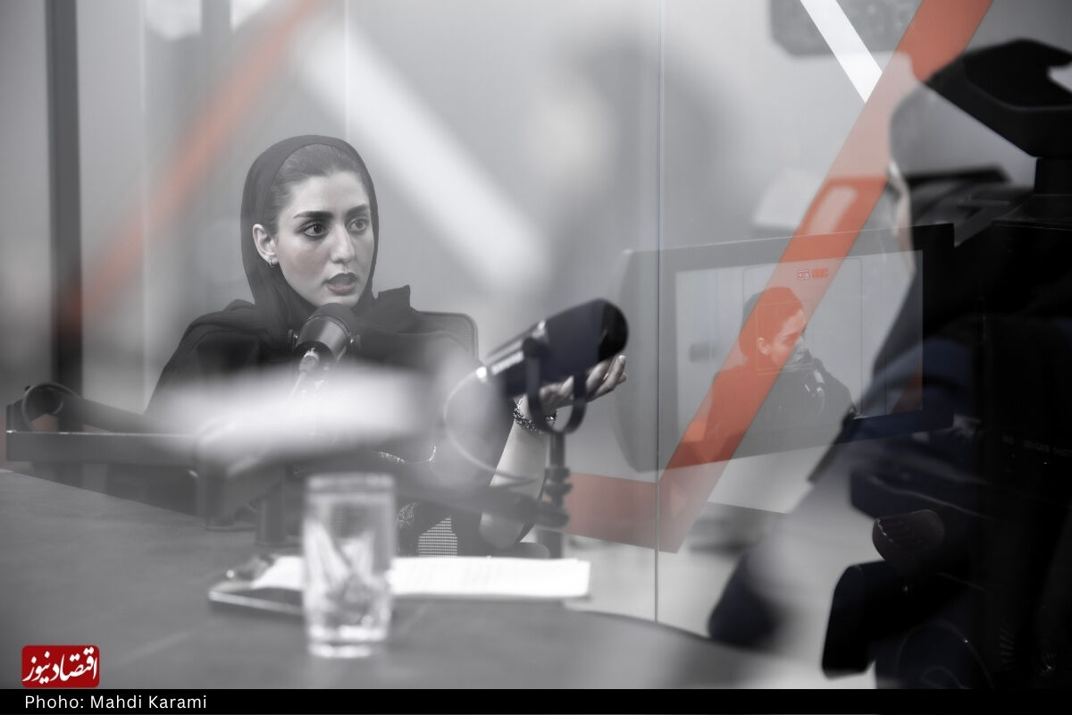 فیلم| قرض از آینده برای خرج امروز در گپ‌وگفت با آترینا اورعی، استاد دانشگاه LSE لندن