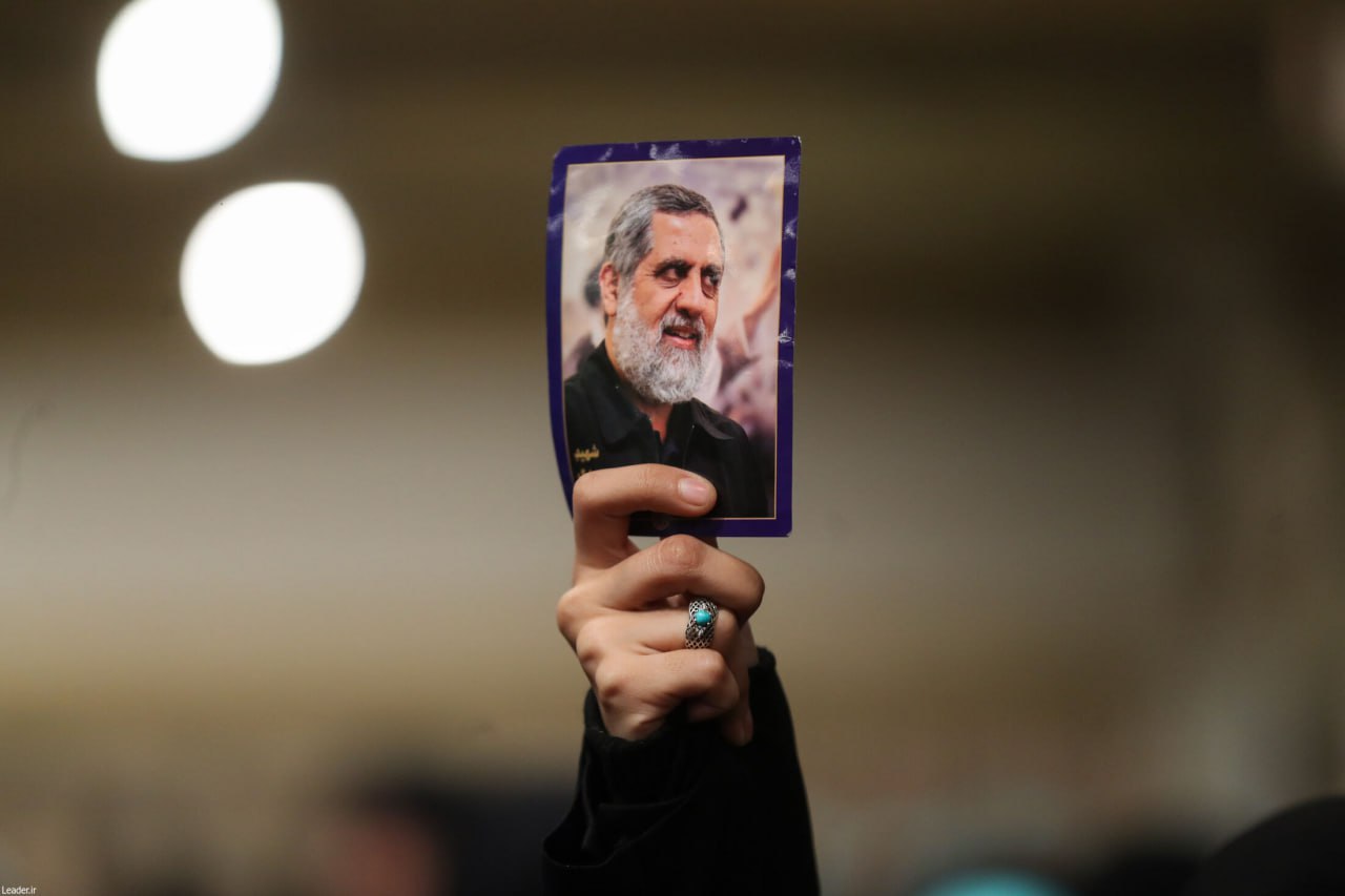 قاب‌هایی از دیدار رهبر انقلاب با زنان و دختران 3