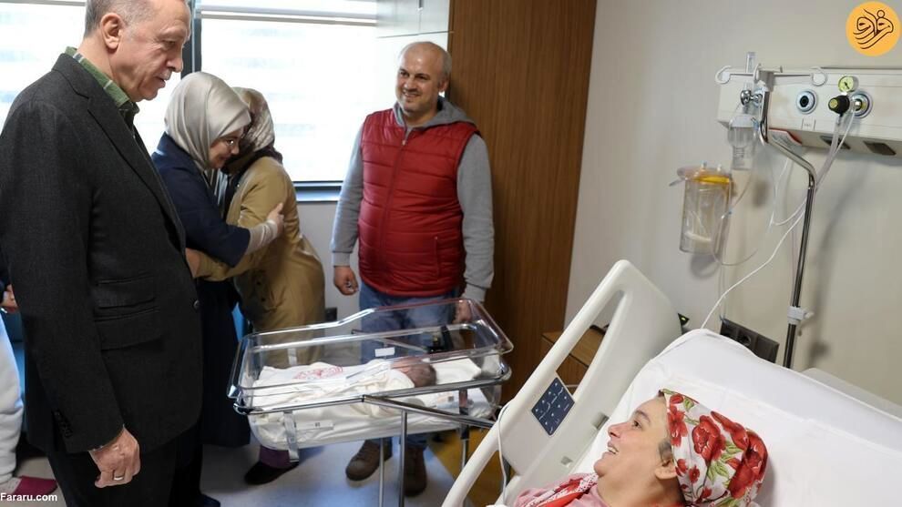 عیادت اردوغان و همسرش از مصدومان زلزله