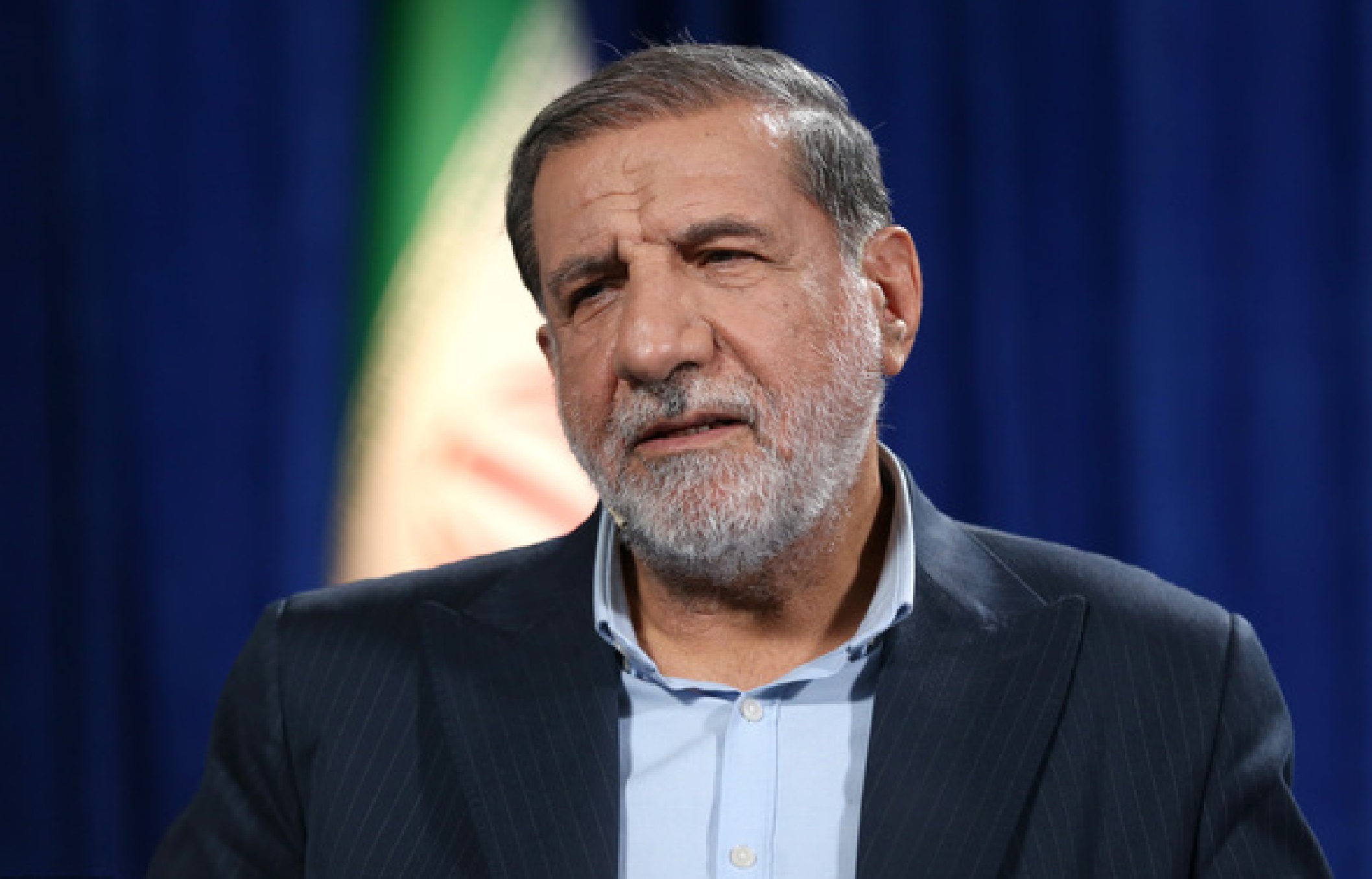 آمریکایی‌ها مانند کسی هستند که در باتلاق گرفتار شده باشد/ گرانی و تورم وجود دارد، اما مردم هر شب شاداب‌تر به میدان می‌آیند