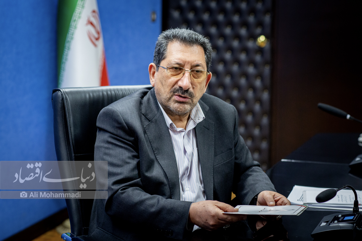 دستور مهم پزشکیان درباره برق صنایع/ اتابک: رئیس‌جمهور تاکید دارند در همه جلسات با فعالان اقتصادی حضور داشته باشند +فیلم