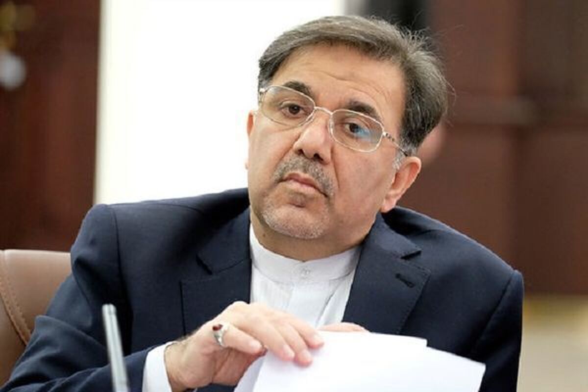 واکنش عباس آخوندی به دور جدید حملات آمریکا/ پنجه به چهره هم نکشیم/ باید یکپارچه از ایران دفاع کنیم