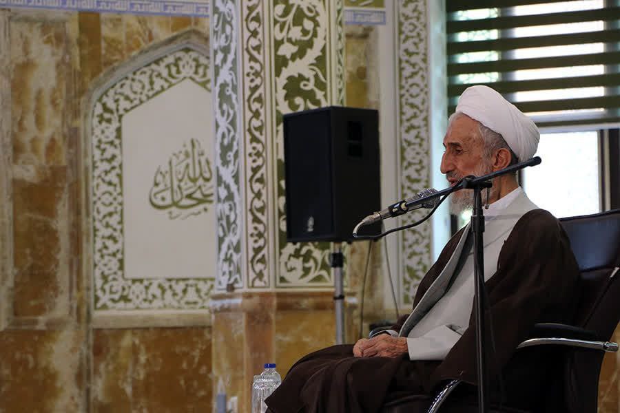تصاویری از جلسه درس اخلاق کاظم صدیقی در حوزه علمیه ازگل 4