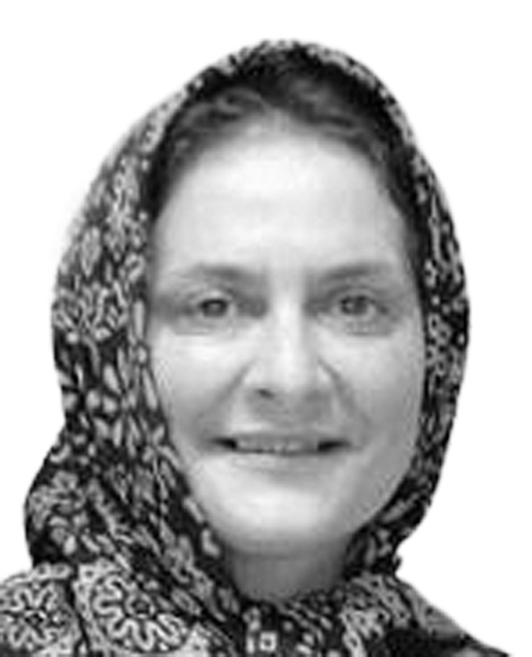 زهرا کریمی