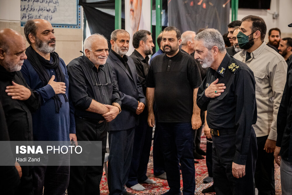پوشش متفاوت رئیس ستاد کل نیروهای مسلح در یک مراسم + تصاویر 2