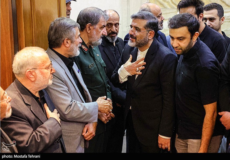 حضور علی شمخانی در یک مراسم ختم پس از فیلم عروسی دخترش / محسن رضایی با لباس سپاه آمد + تصاویر 4