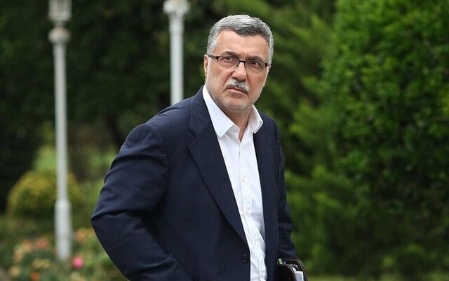 وزیر بهداشت: اگر هر مسیری جز یادداشت تفاهم طی شود، خسارت زیادی برای کشور ایجاد میکند/ خدا نیامرزد کسی را که در رسانه ملی علیه افراد حرف زد و «بگمبگم» راه انداخت