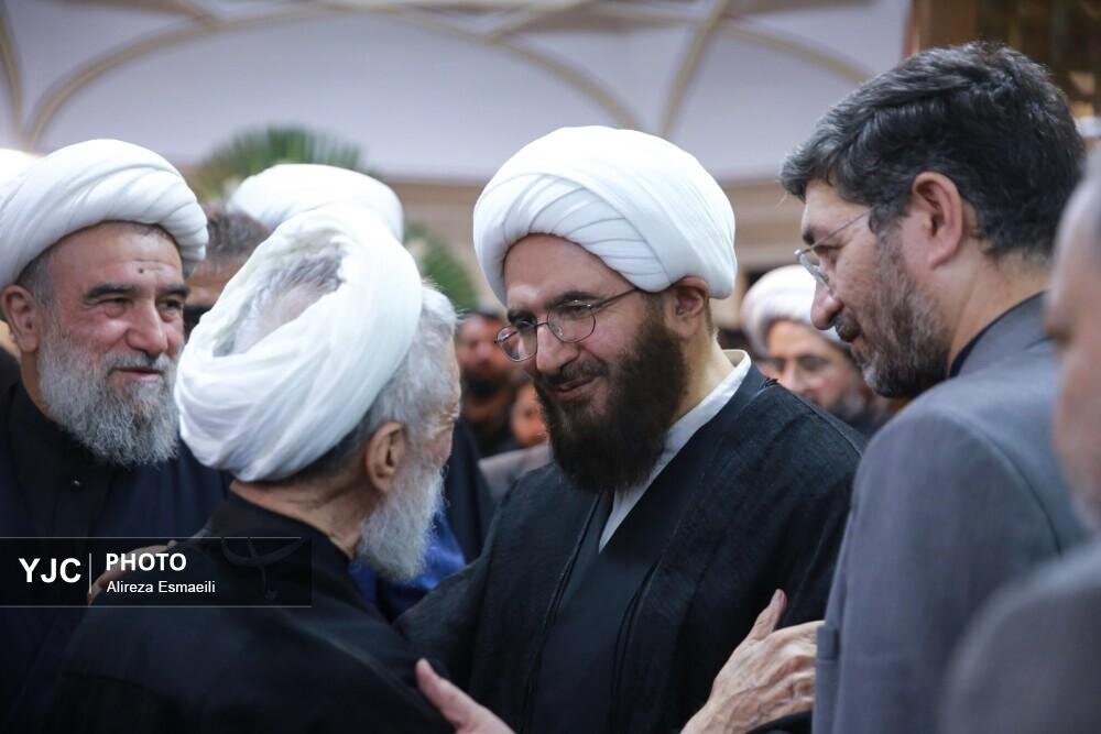 حضور چهره‌های مختلف سیاسی در مراسم ختم فرزند صدیقی + عکس 7