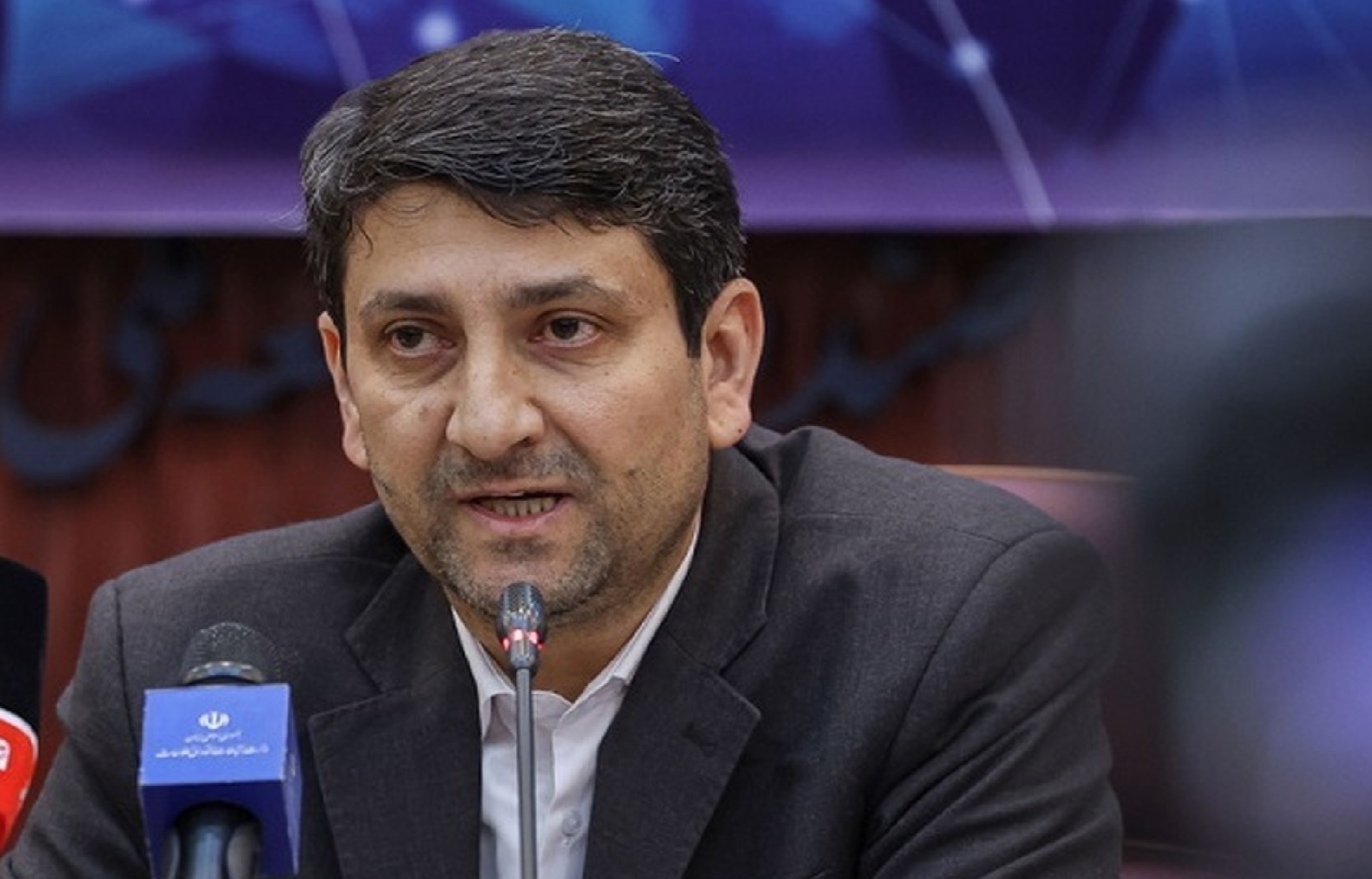 وزیر ارتباطات وعده برخورد جدی داد/ «حجم‌خوری» اینترنت خط قرمز من است/۶۰ تا ۷۰ درصد ترافیک بین‌الملل مربوط به وی‌پی‌ان است