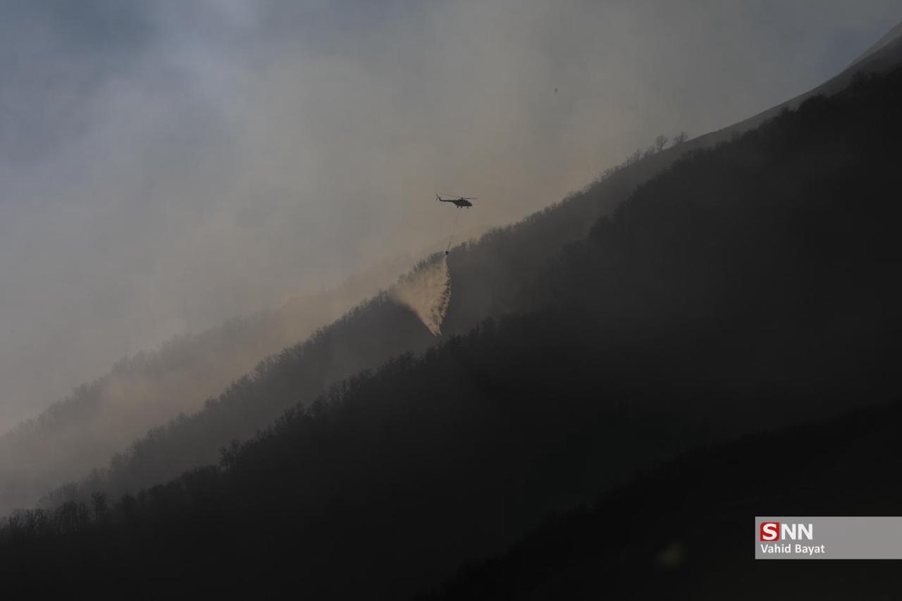 تصاویری هولناک از آتش سوزی جنگل‌های هیرکانی / فرود هواپیماهای اطفاء حریق ترکیه در فرودگاه نوشهر + عکس 5