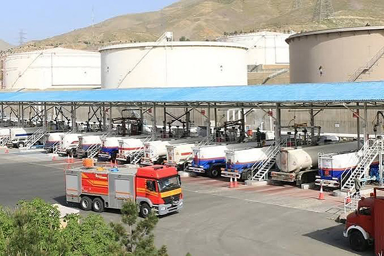 طرح انتقال انبار نفت شهران کلید خورد
