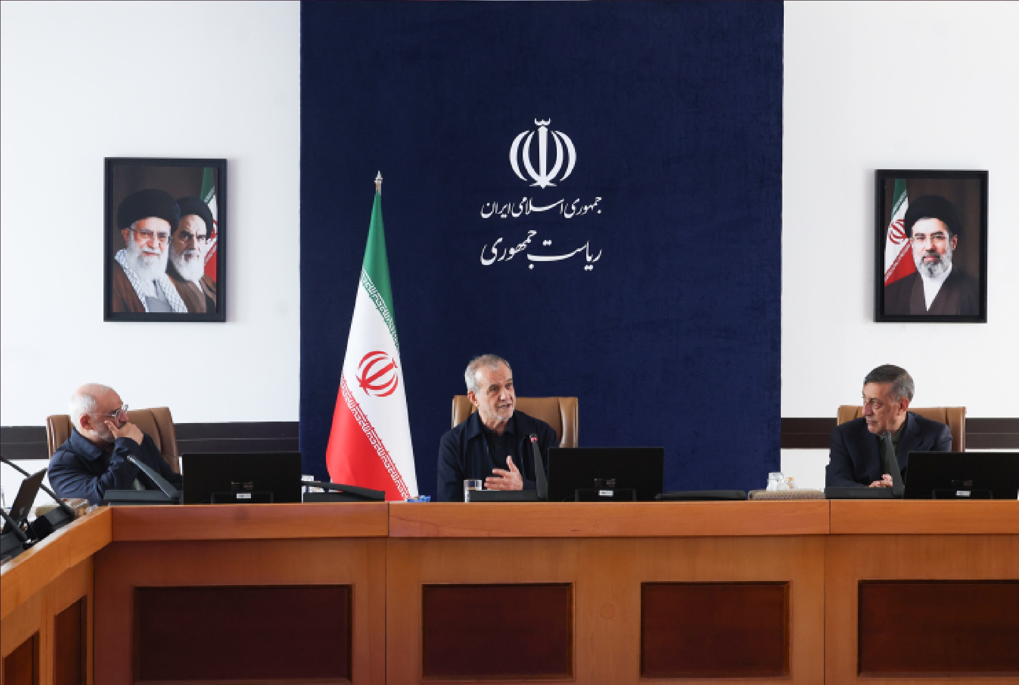رئیسجمهور: میخواهیم نظام اداری به گونهای مدیریت شود که امکان رانت از بین برود