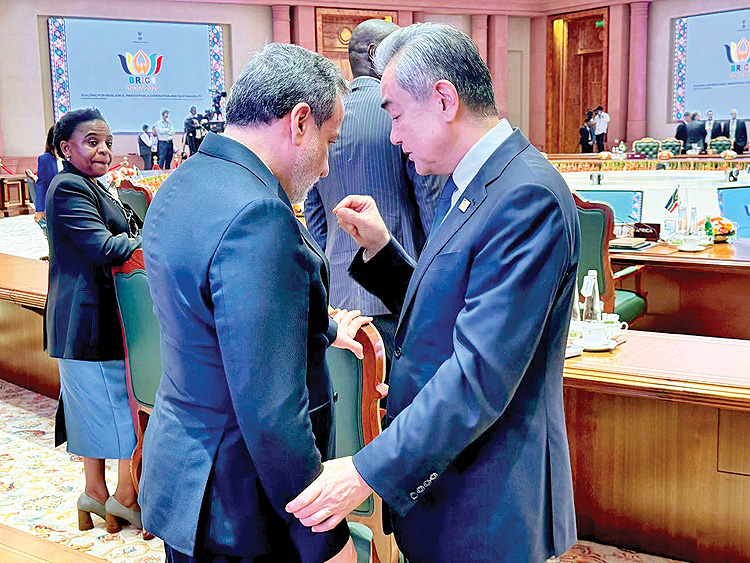 آزمون دیپلماسی چین در هرمز