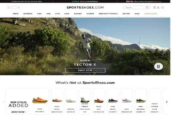 SportsShoes.com با همکاری با برندهای مشهور جهانی در زمینه تولید کفش و پوشاک ورزشی، محصولاتی باکیفیت و بادوام را به شما ارائه می دهد.