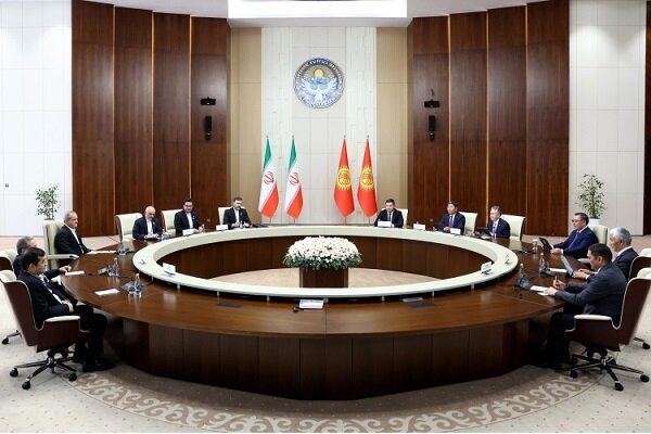 درخواست ویژه پزشکیان از قرقیزستان/ می‌کوشند با موضوعات سیاسی بر ما فشار وارد کنند؛ امیدواریم قرقیزستان از چندجانبه‌گرایی حمایت کند