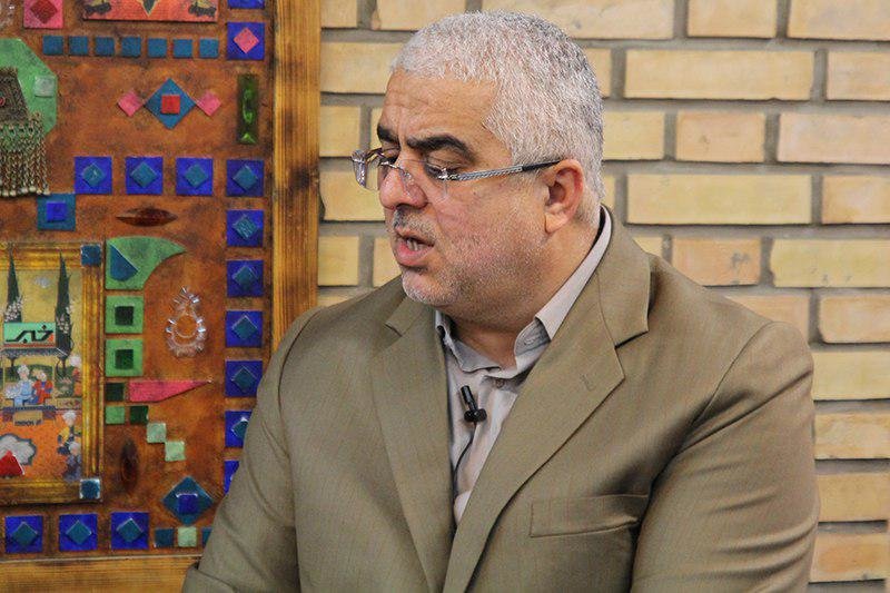 جعفرزاده: شورای نگهبان نرمش قهرمانانه نشان دهد /لاریجانی به راحتی دلسرد نمی شود